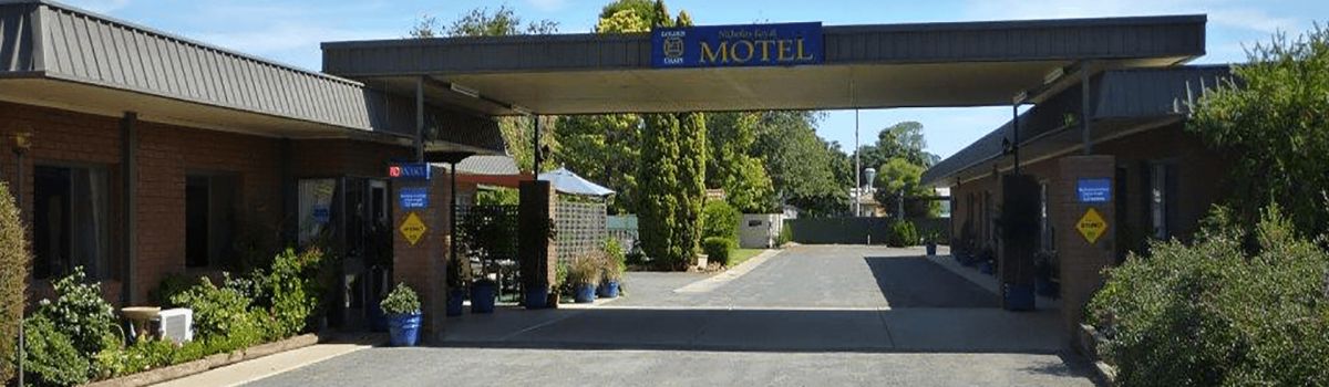 Nicholas Royal Motel