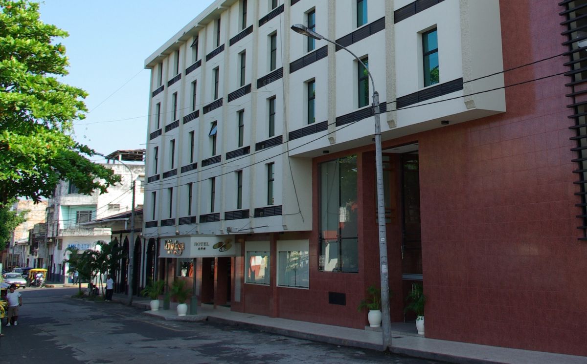 Victoria Regia Hotel & Suites