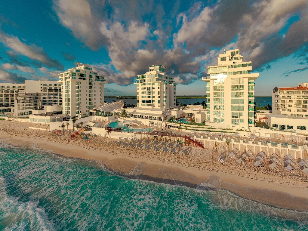 Oleo Cancun Playa