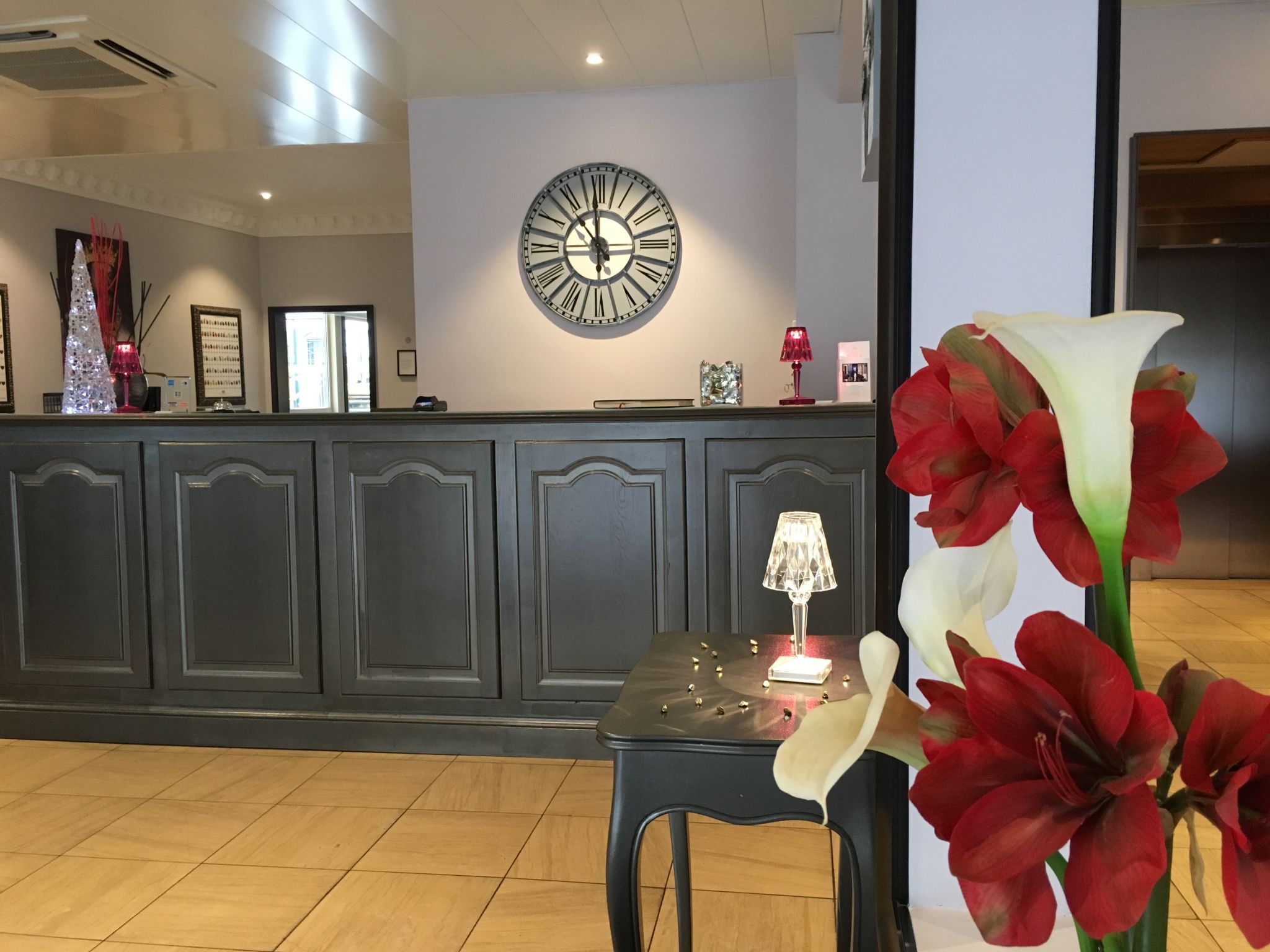 Henry II Hotel