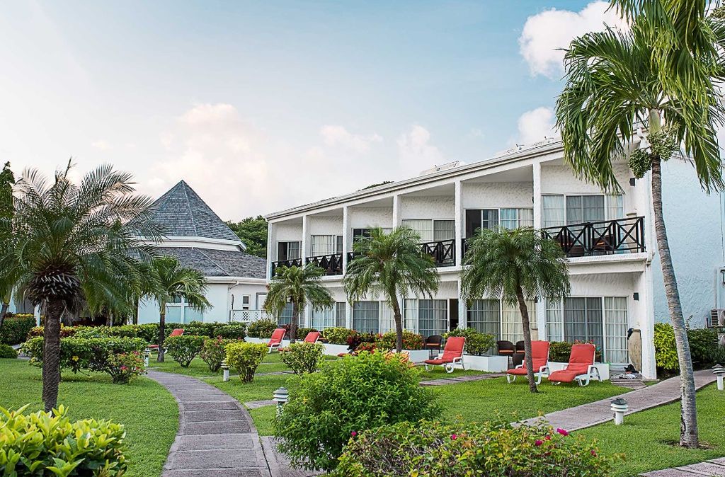 Coyaba Beach Resort