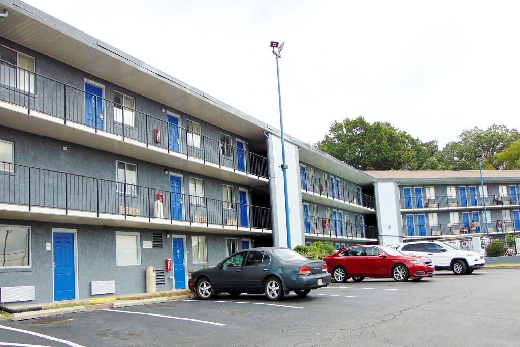 Somatel Nashville Airport Hotel