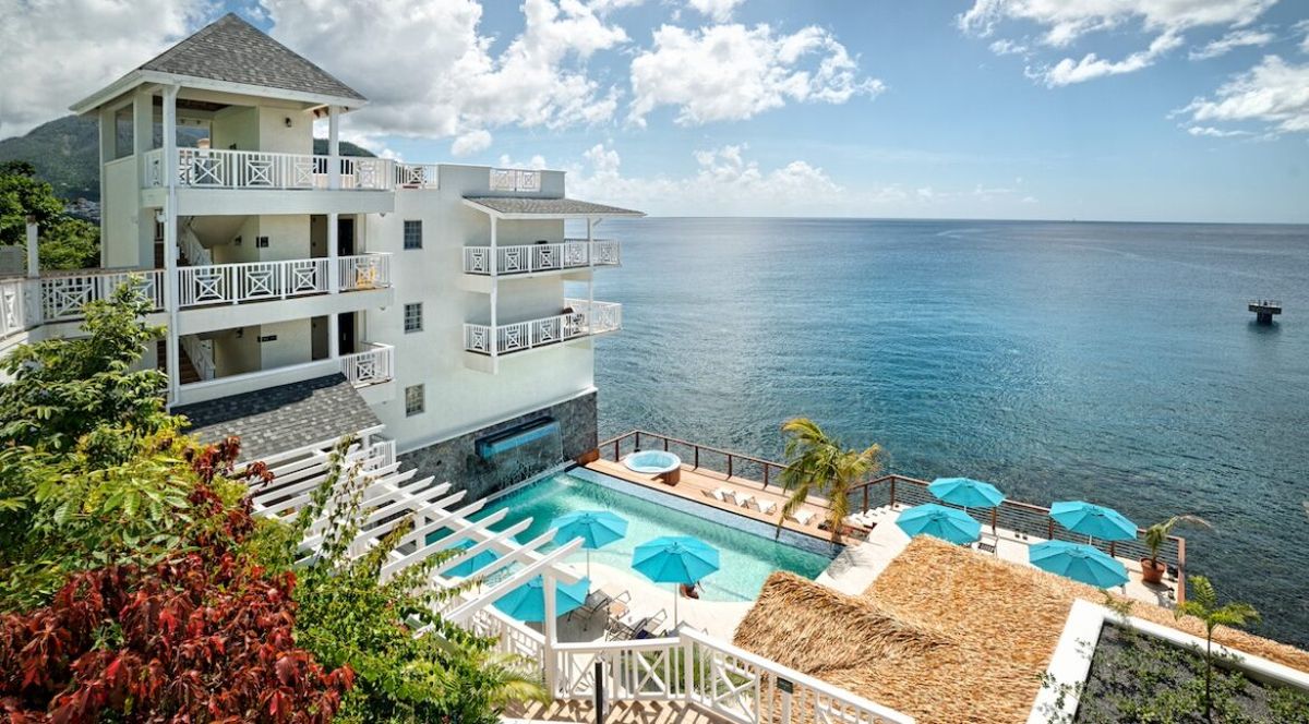 Fort Young Hotel & Dive Resort