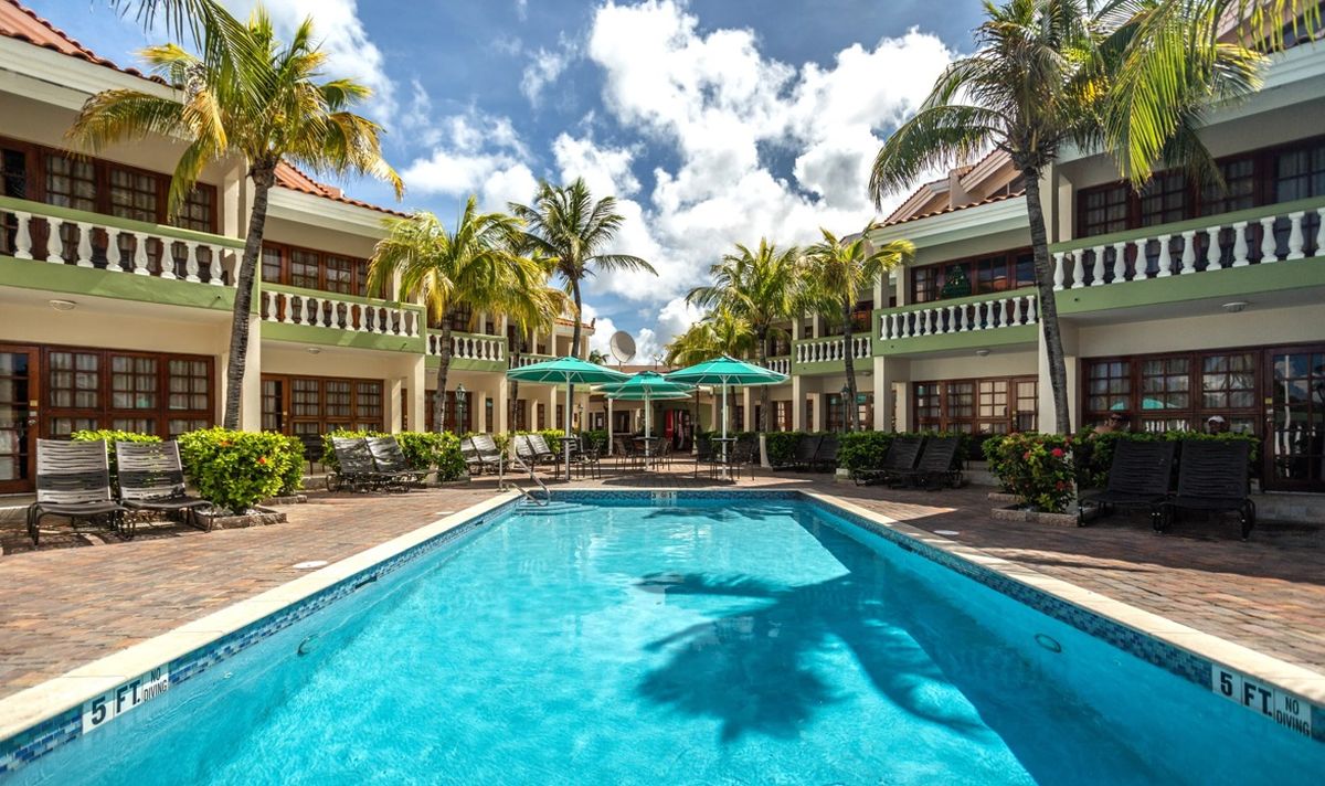 La Quinta Beach Resort