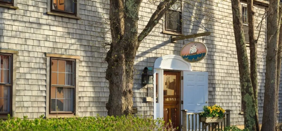 Seven Sea Street Inn