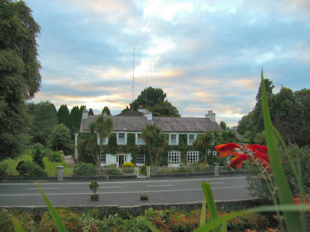 Sweeney's Oughterard House