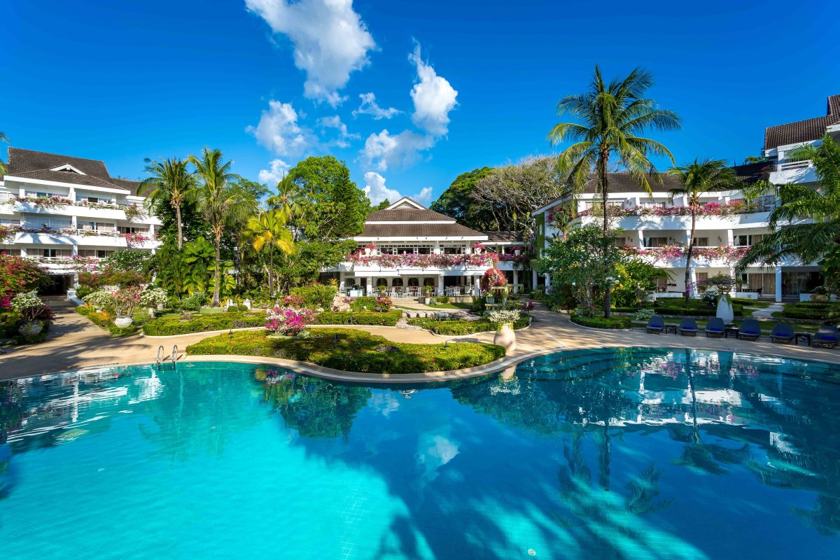 Thavorn Palm Beach Resort