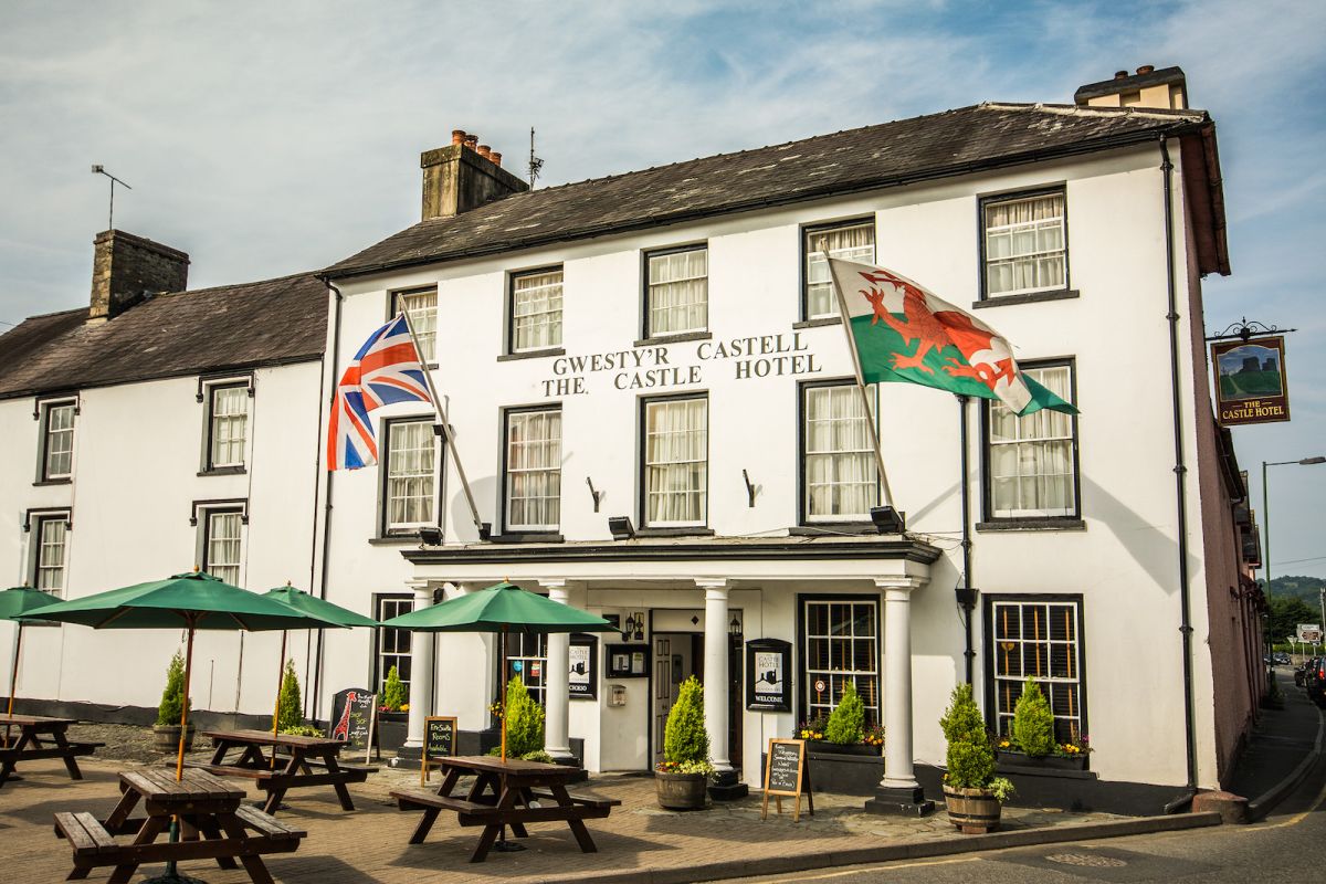 Castle Hotel