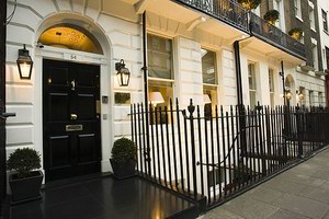 The Sumner Hotel