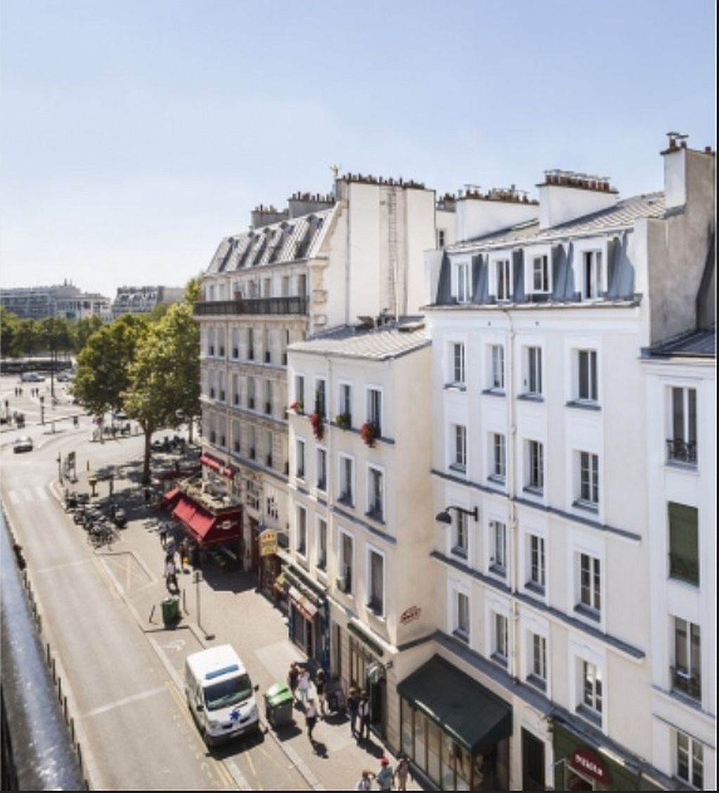 Bastille Hotel