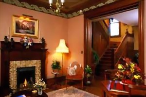 The Wright Inn & Carriage House