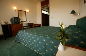 Ajax Hotel