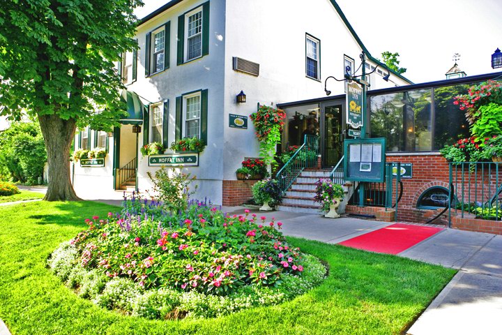 Moffat Inn