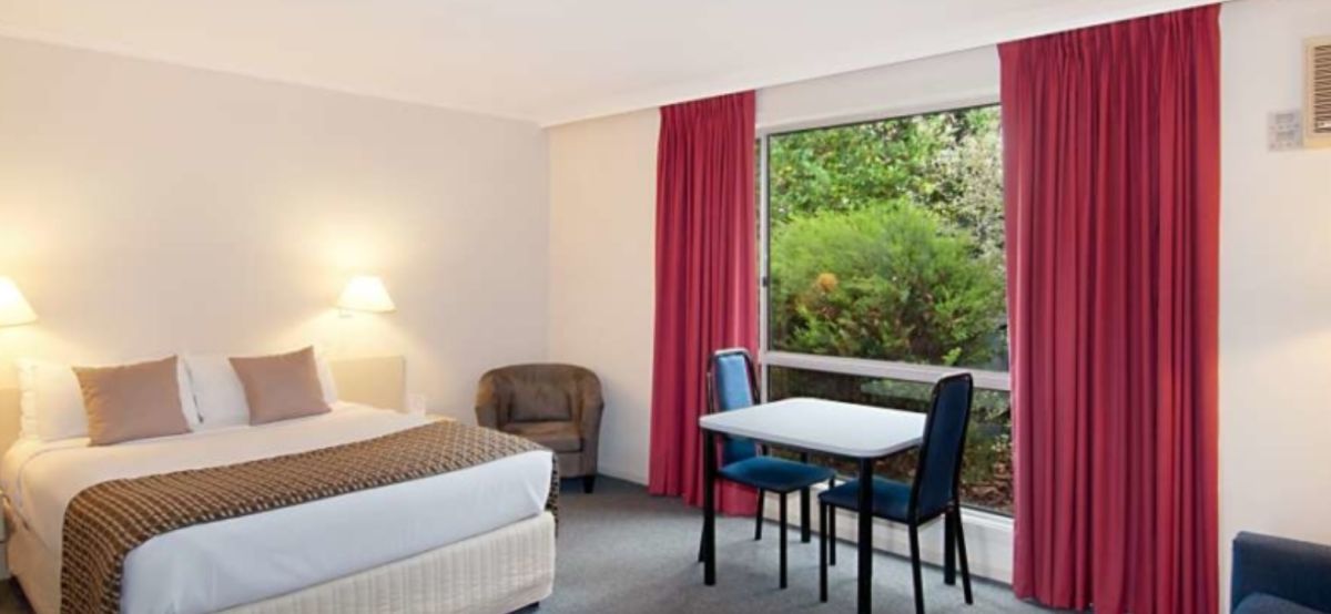 Hotel Ringwood Lake
