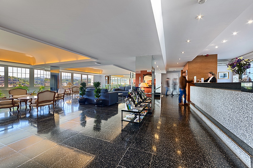 Avenida Hotel