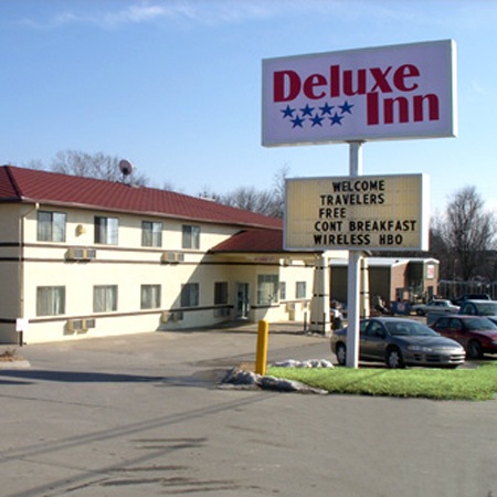 Deluxe Inn