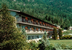 North Shore Inn
