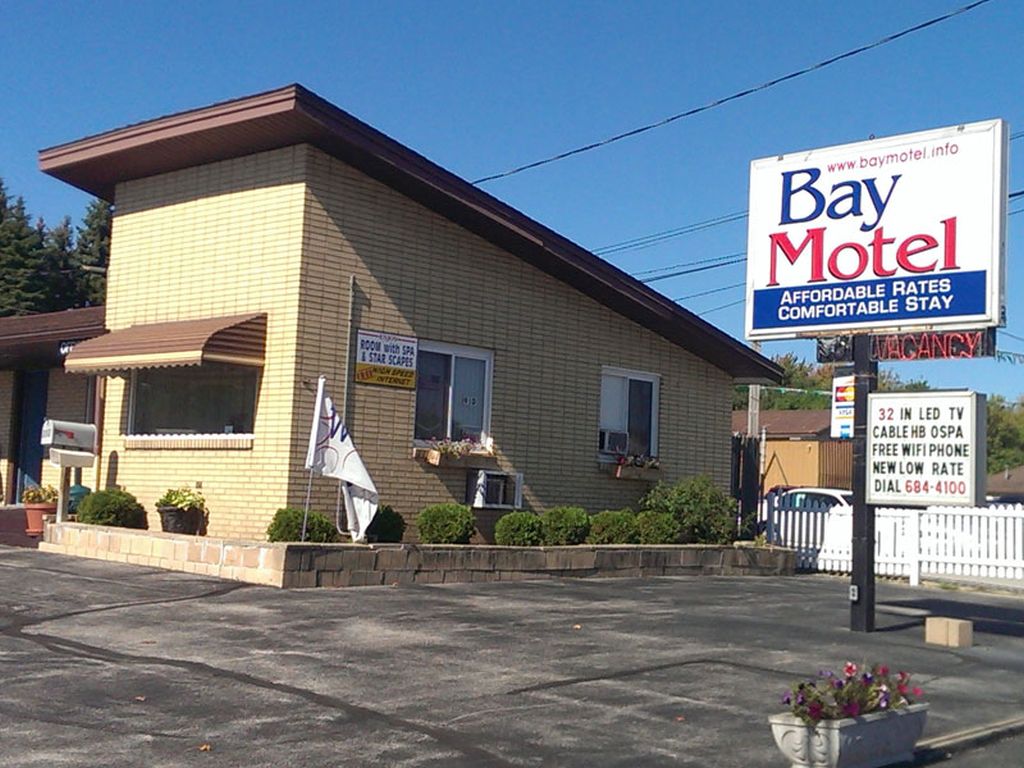 Bay Motel