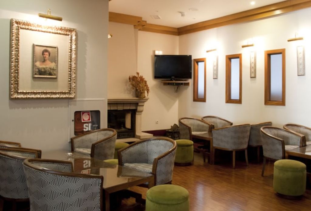 Hotel Rainha d'Amelia