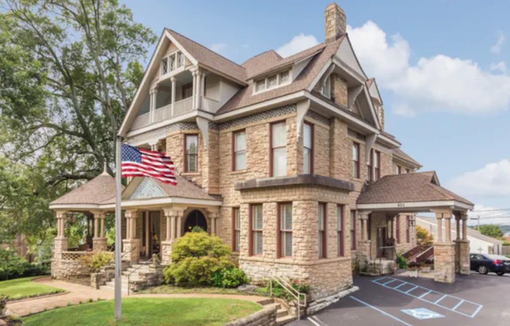 Mayor's Mansion Inn