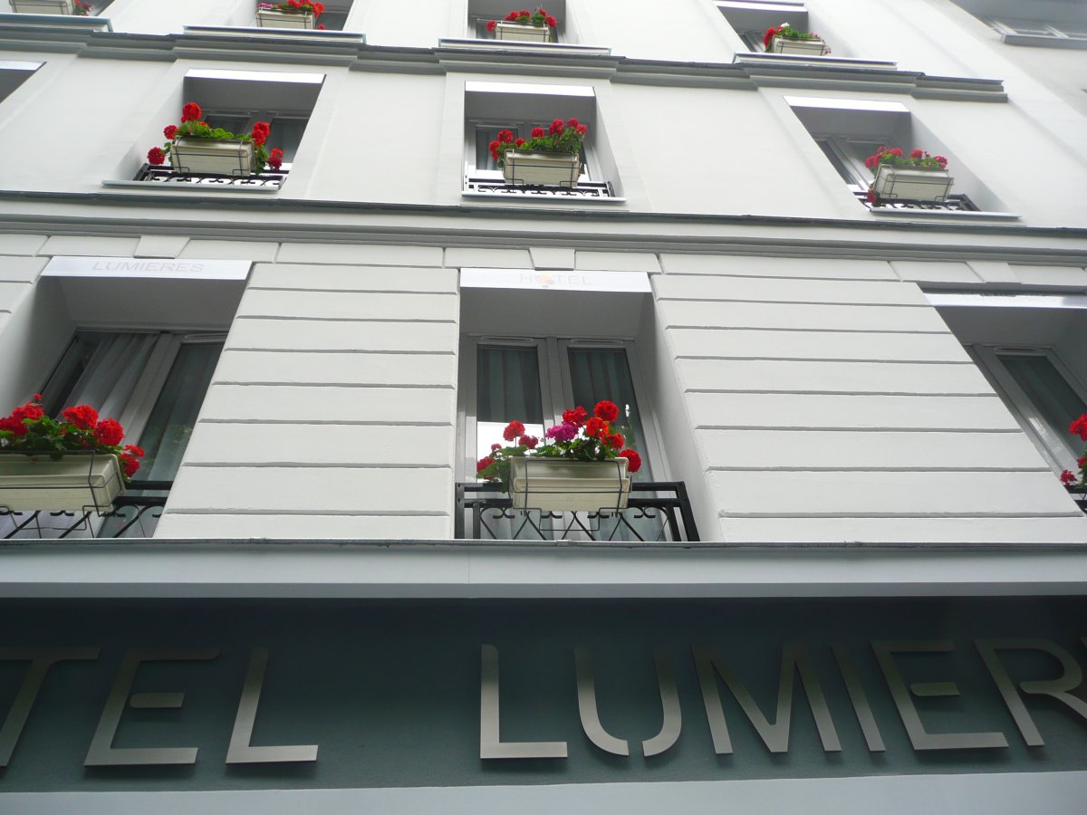 Lumieres Hotel