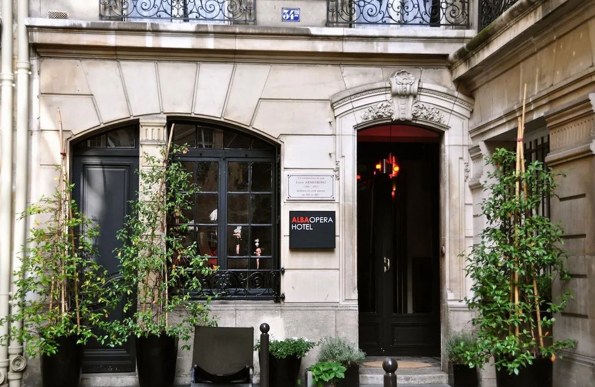 Alba Opera Hotel