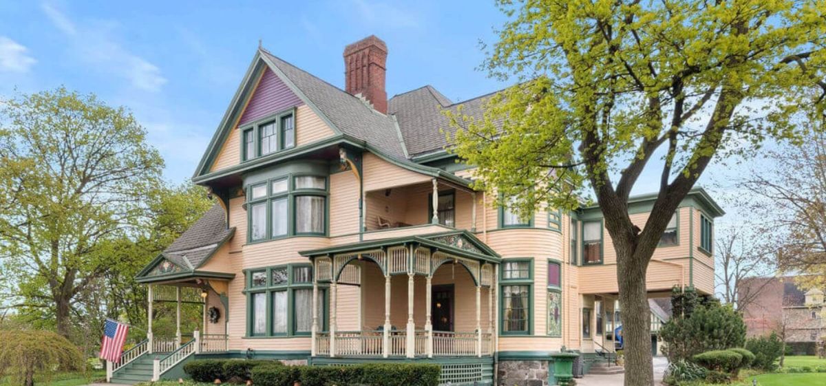 The Oliver Inn Bed & Breakfast