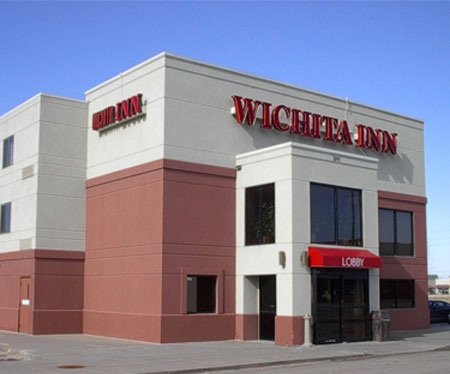 Super 8 Wichita North