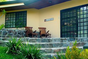 Pura Vida Hotel
