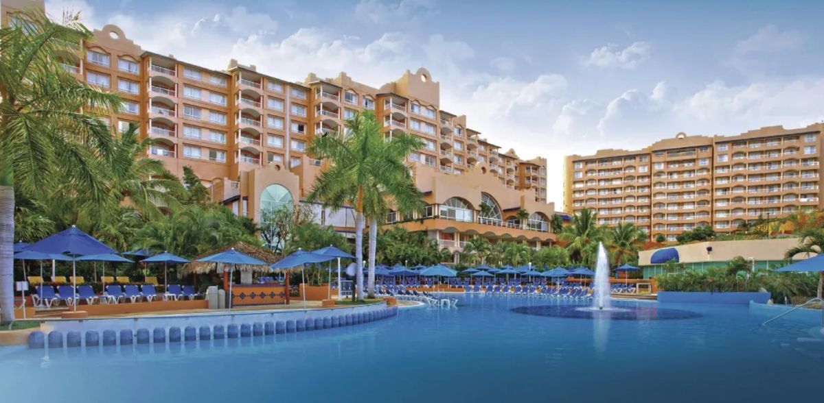 Azul Ixtapa All-Inclusive Beach Resort