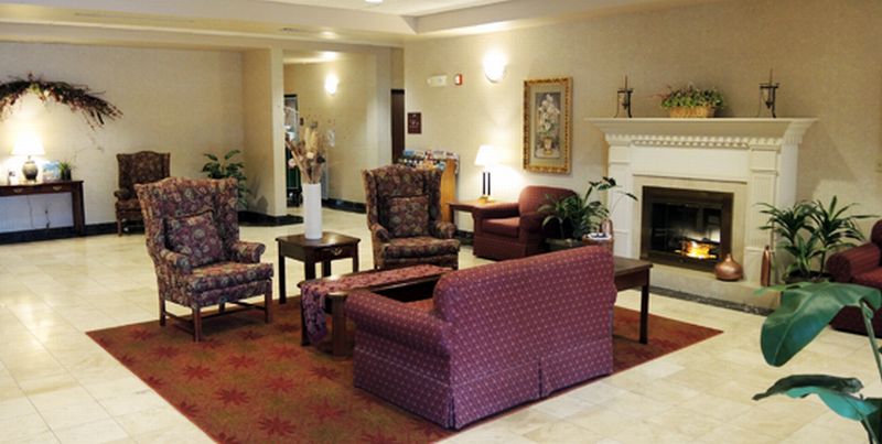 Evergreen Inn & Suites Monroe, WA