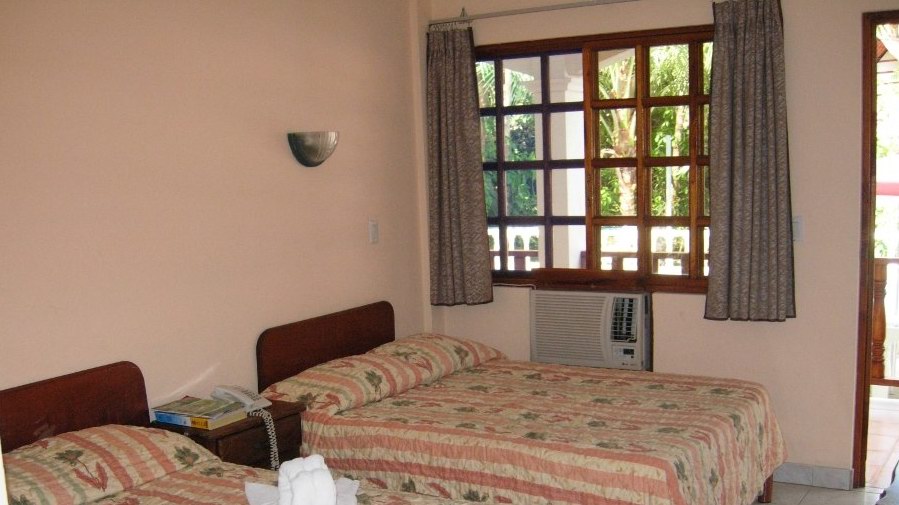 Hotel Las Tres Banderas
