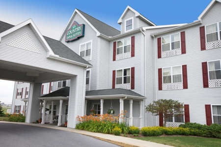 Lancaster Inn and Suites Manheim