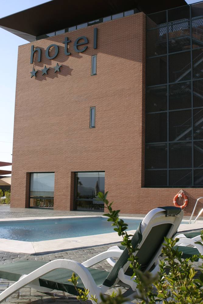 Alhama Hotel