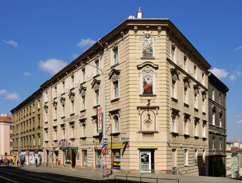 Hotel Golden City - Garni