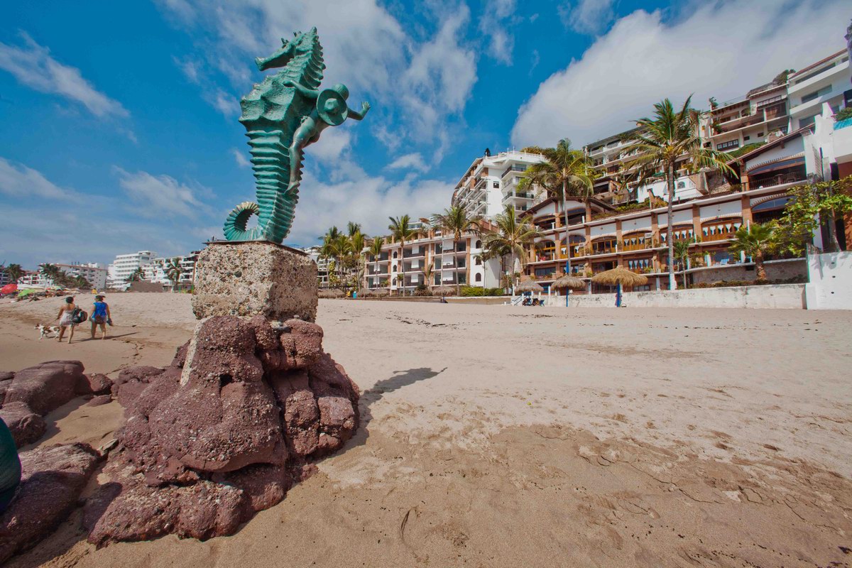 A La Playa Vallarta Shores Hotel