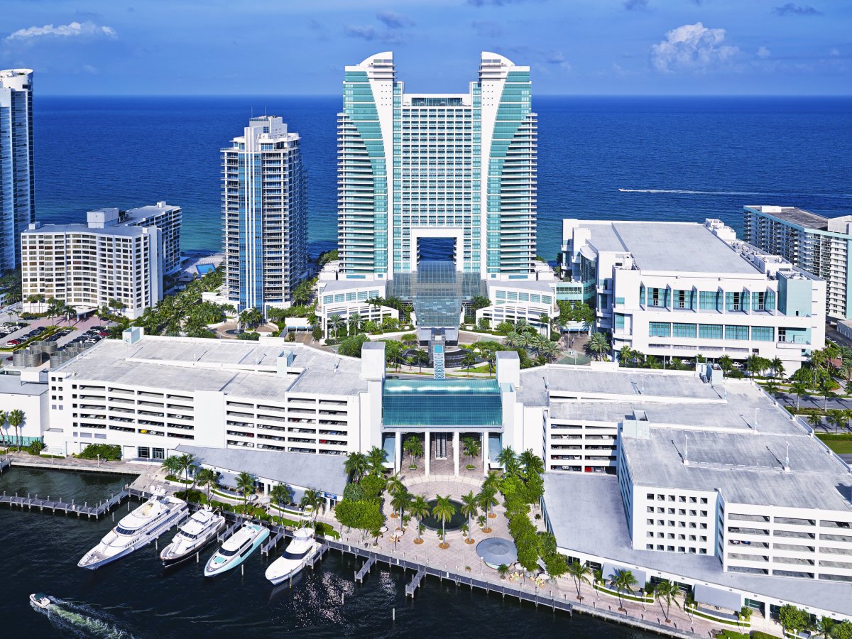 The Diplomat Beach Resort-Curio Coll.