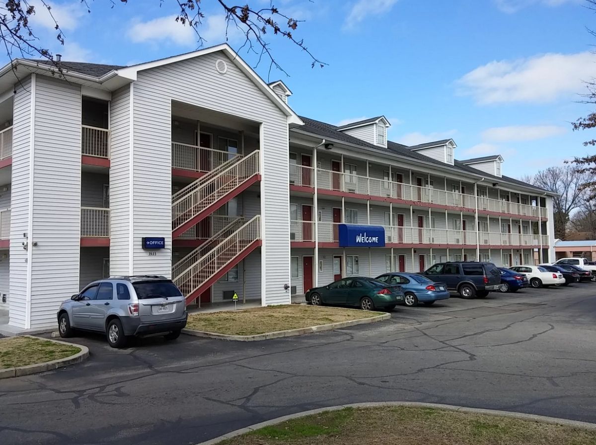 Intown Suites Extended Stay Memphis Hickory Hill R