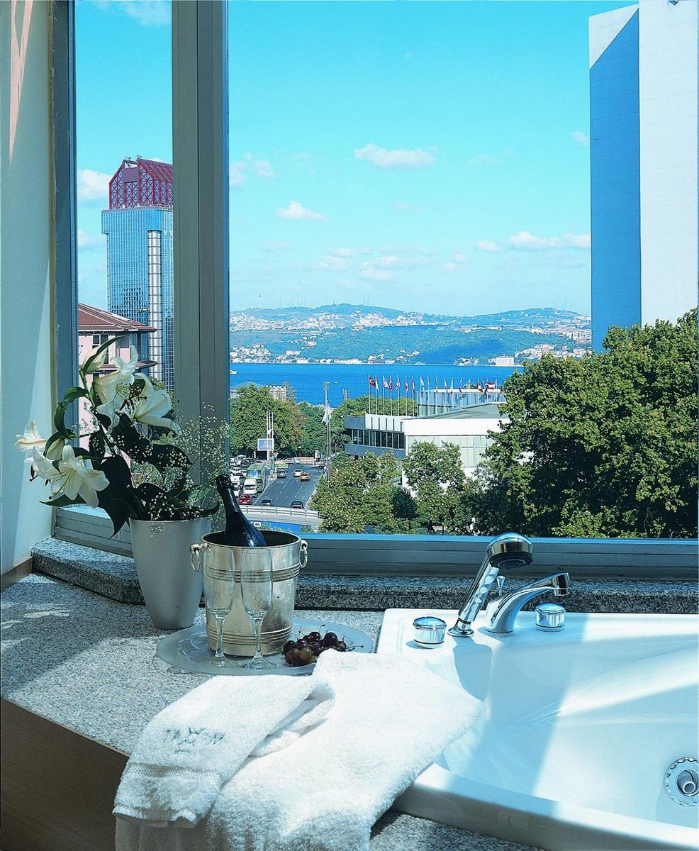 Taxim Suites