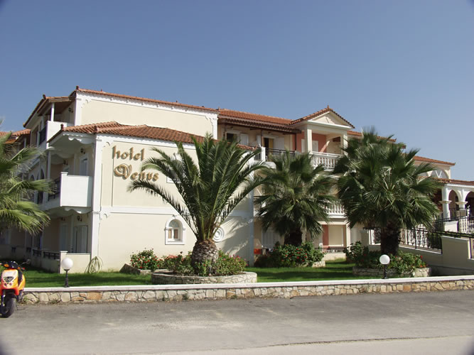 Venus Hotel & Suites