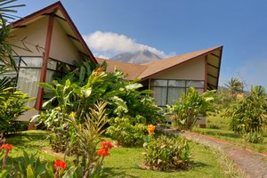 Montana de Fuego Resort & Spa