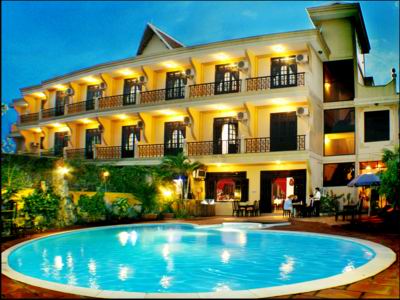 Green Field Hotel & Villas