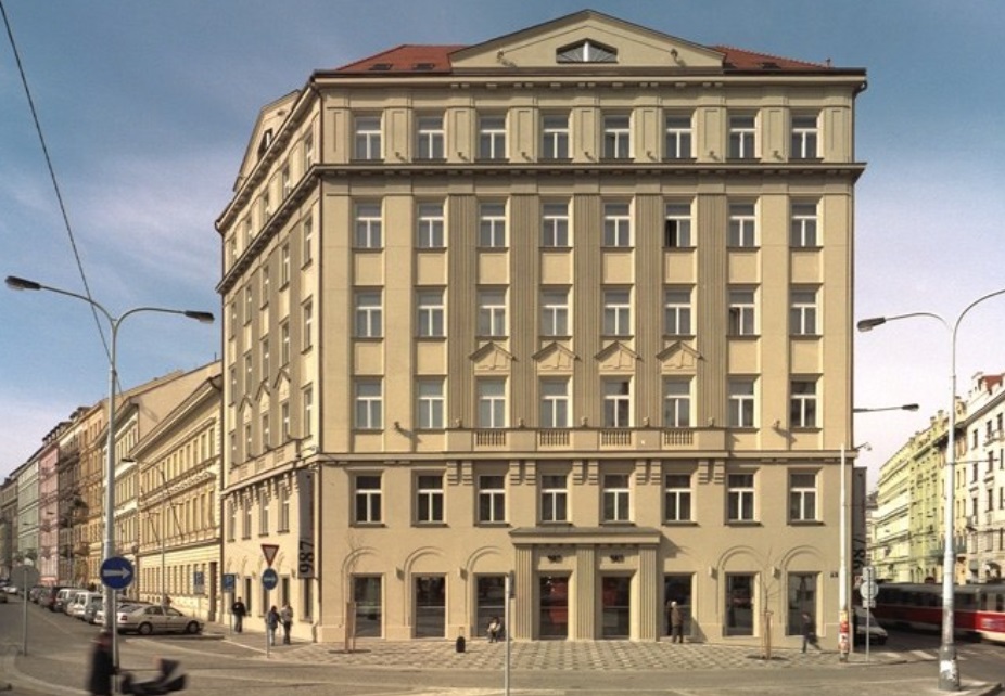 987 Prague Hotel