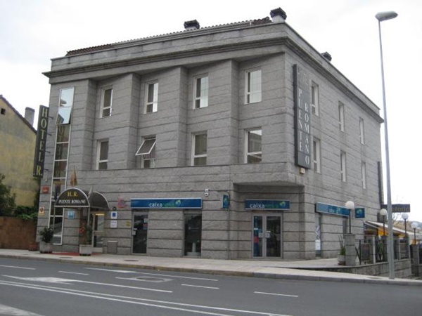 Hotel Puente Romano