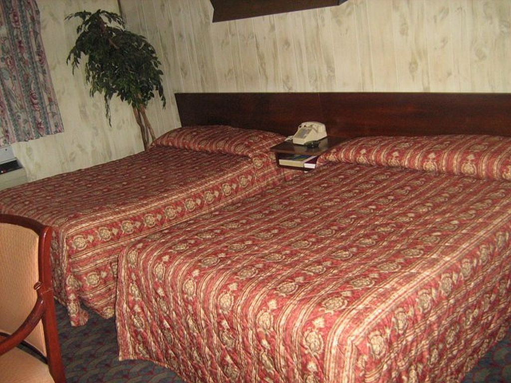 Sunset Motel Lake Bluff