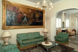 The Villa of STR