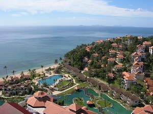 Rawi Warin Resort & Spa