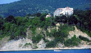 The Cliff Beach & Spa Resort
