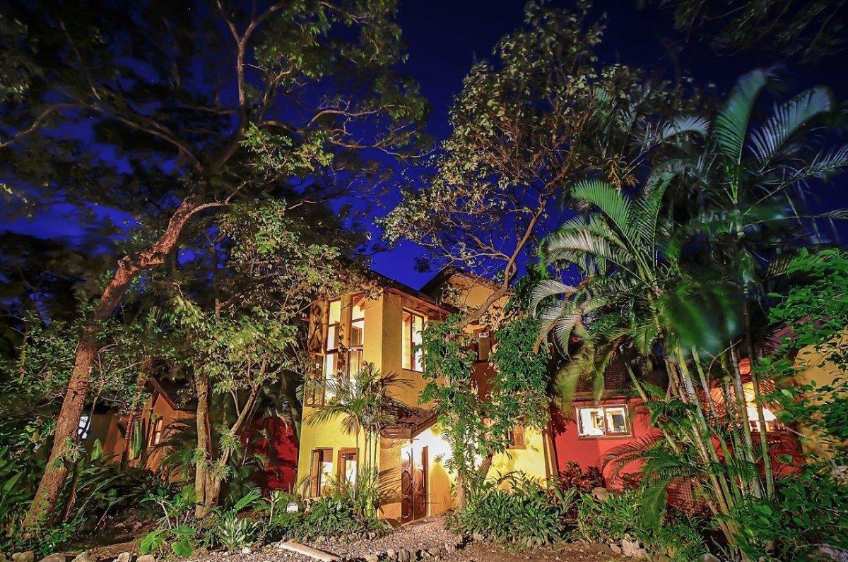 Mayoka Boutique Hotel
