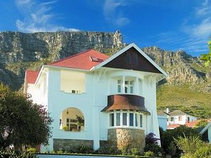 Abbey Manor Luxury Guesthouse